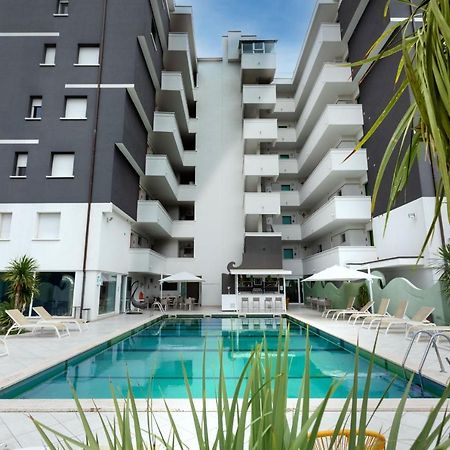 Nero D'Avorio Apartments Rímini Exterior foto